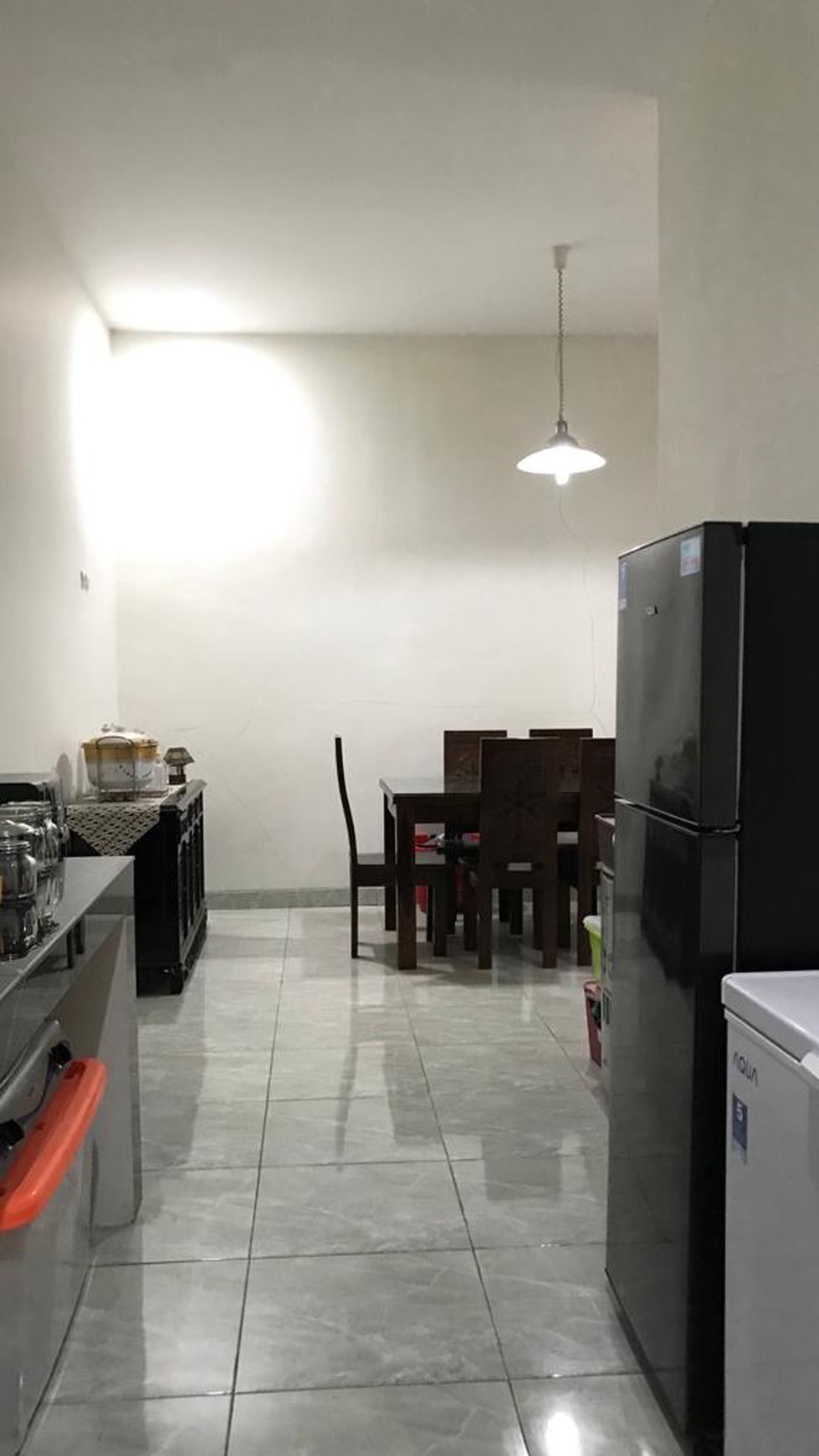 Rumah 2 lantai, bagus siap huni Bintaro Sektor 9.