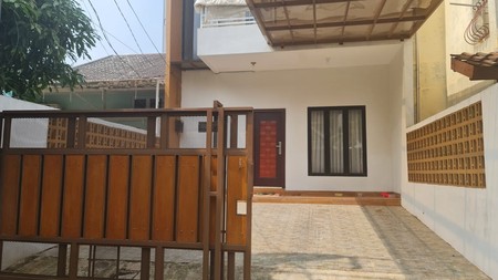 Rumah brand new, full Furnished siap Huni