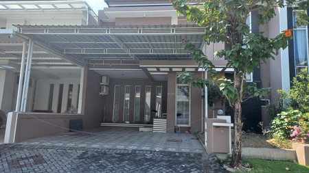 Disewakan Rumah Royal Residence Cluster Depan