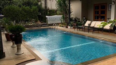 Rumah bagus, Luxury dengan Private Swimming Poll