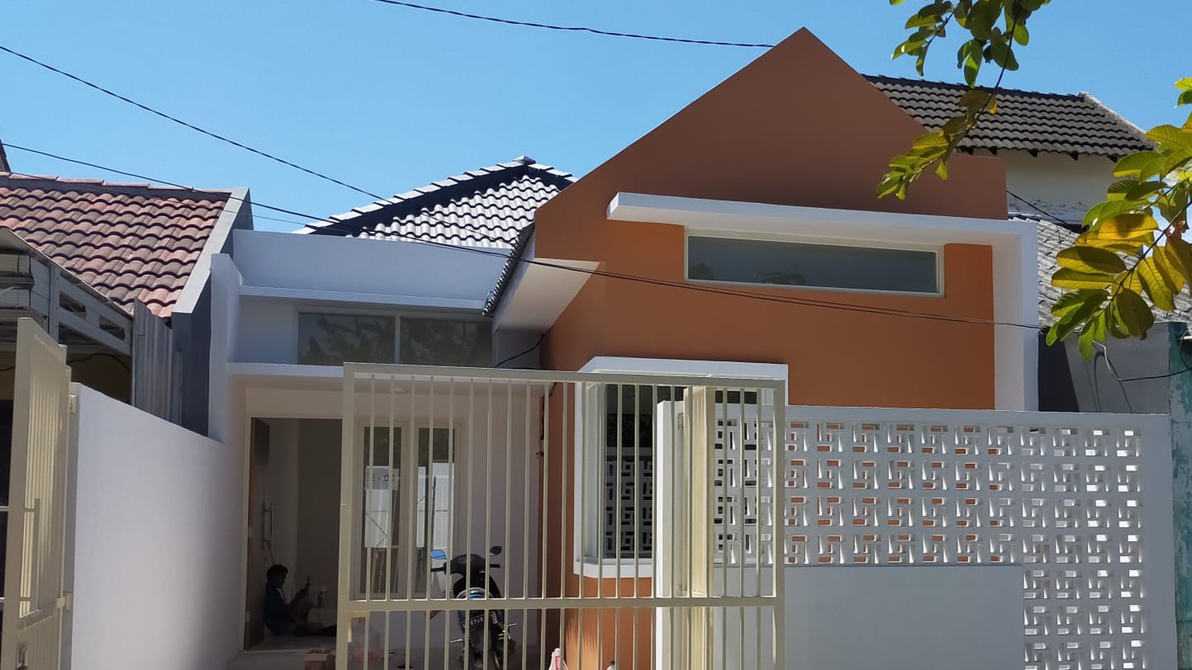 1517. Dijual Rumah PERUMAHAN GEBANG RAYA SIDOARJO