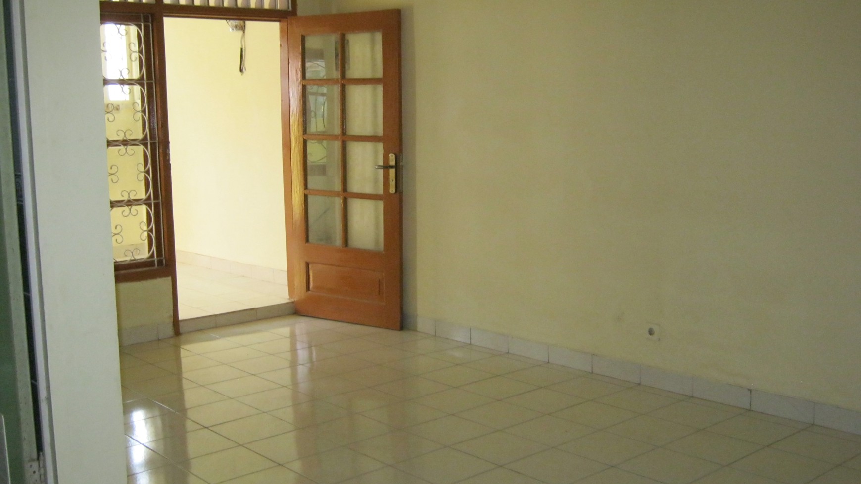 DIJUAL RUMAH DI JL. KEMAJUAN, PESANGGRAHAN PERMAI, PETUKANGAN SELATAN