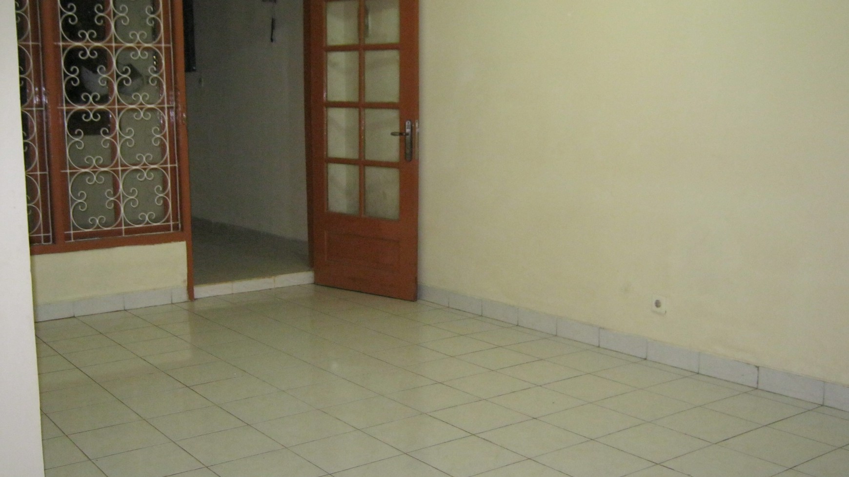 DIJUAL RUMAH DI JL. KEMAJUAN, PESANGGRAHAN PERMAI, PETUKANGAN SELATAN