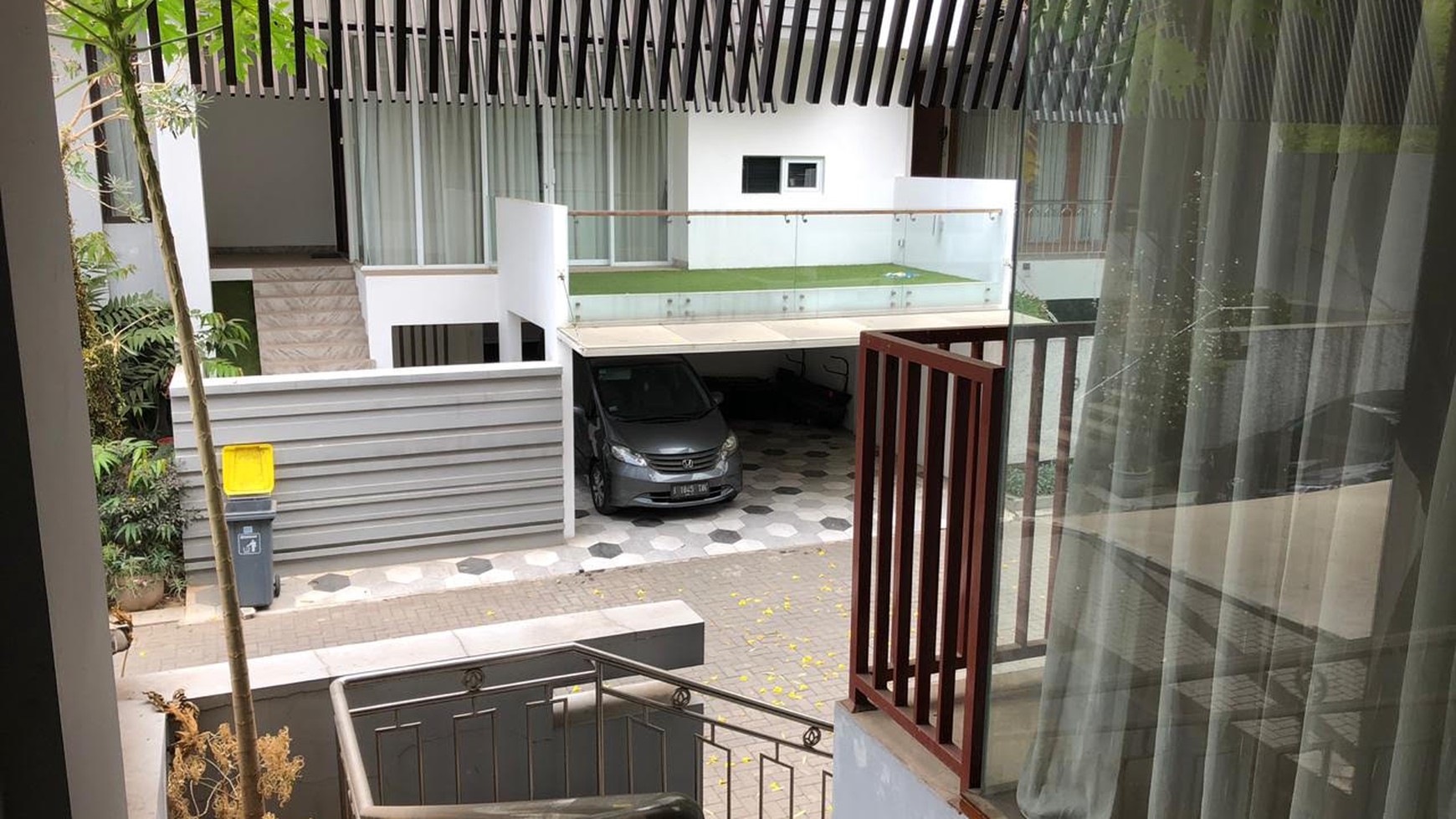 Rumah Townhouse Murah di Bangka Kemang Design Modern Siap Huni Strategis Kompleks dg Security Gate