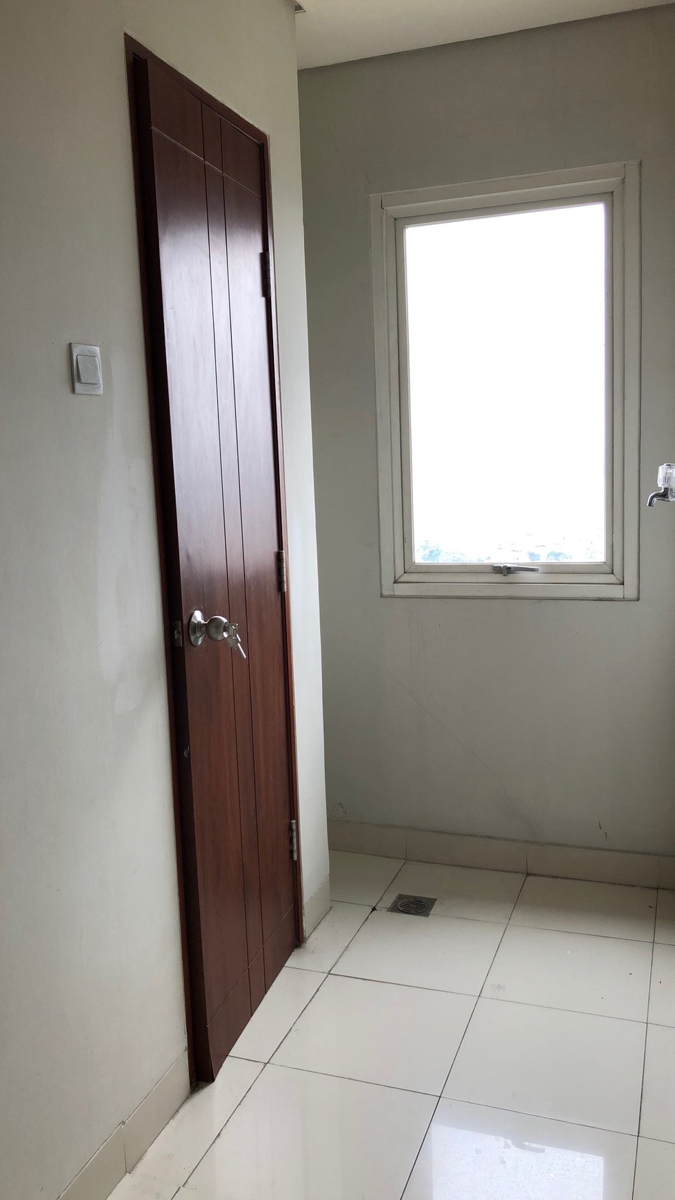 Apartemen Luas Furnish di Permata Hijau Lift Semi Private