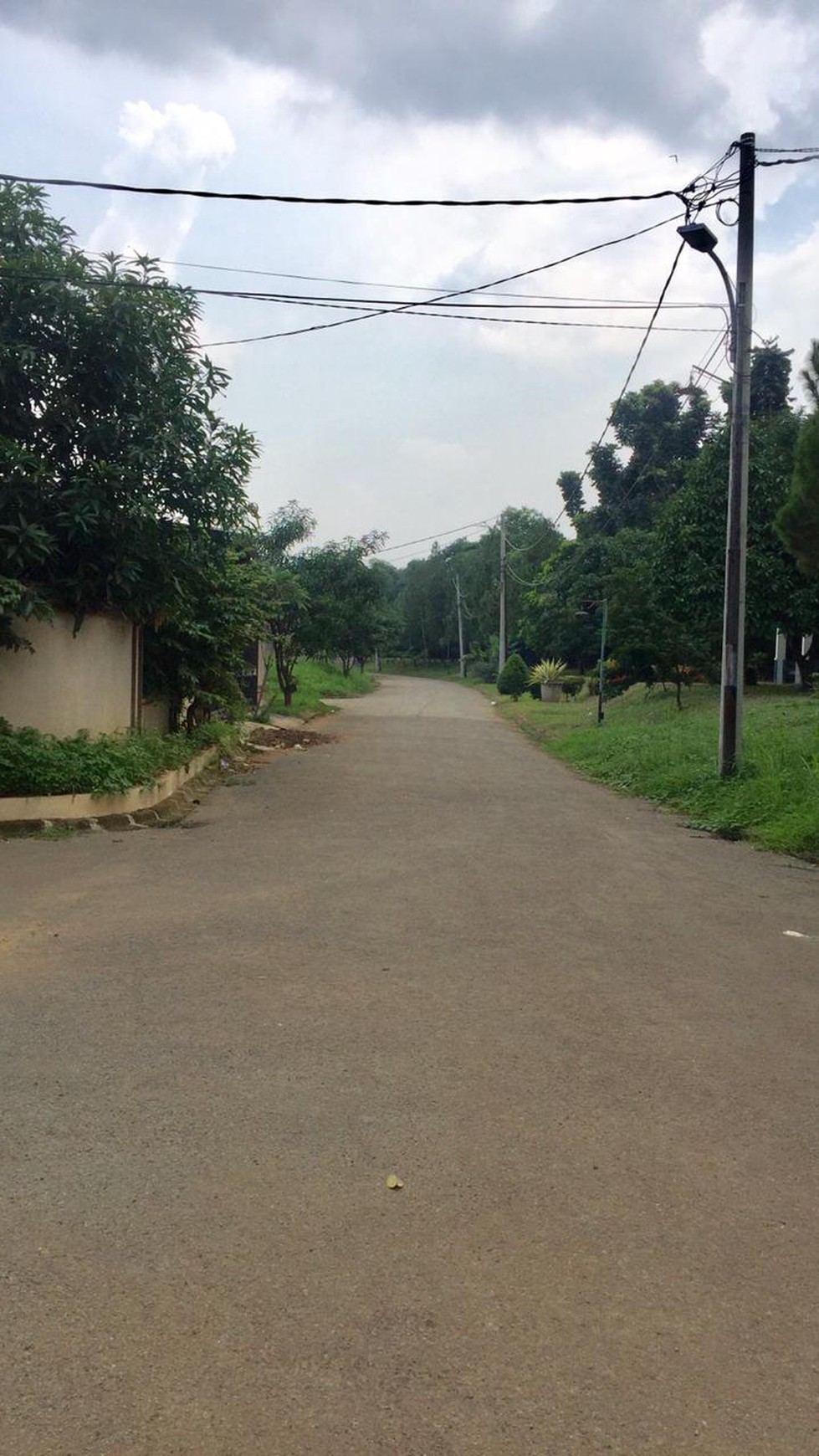 Rumah di Perum Cibubur City, jalan alternatif Cibubur ( Transyogi raya )