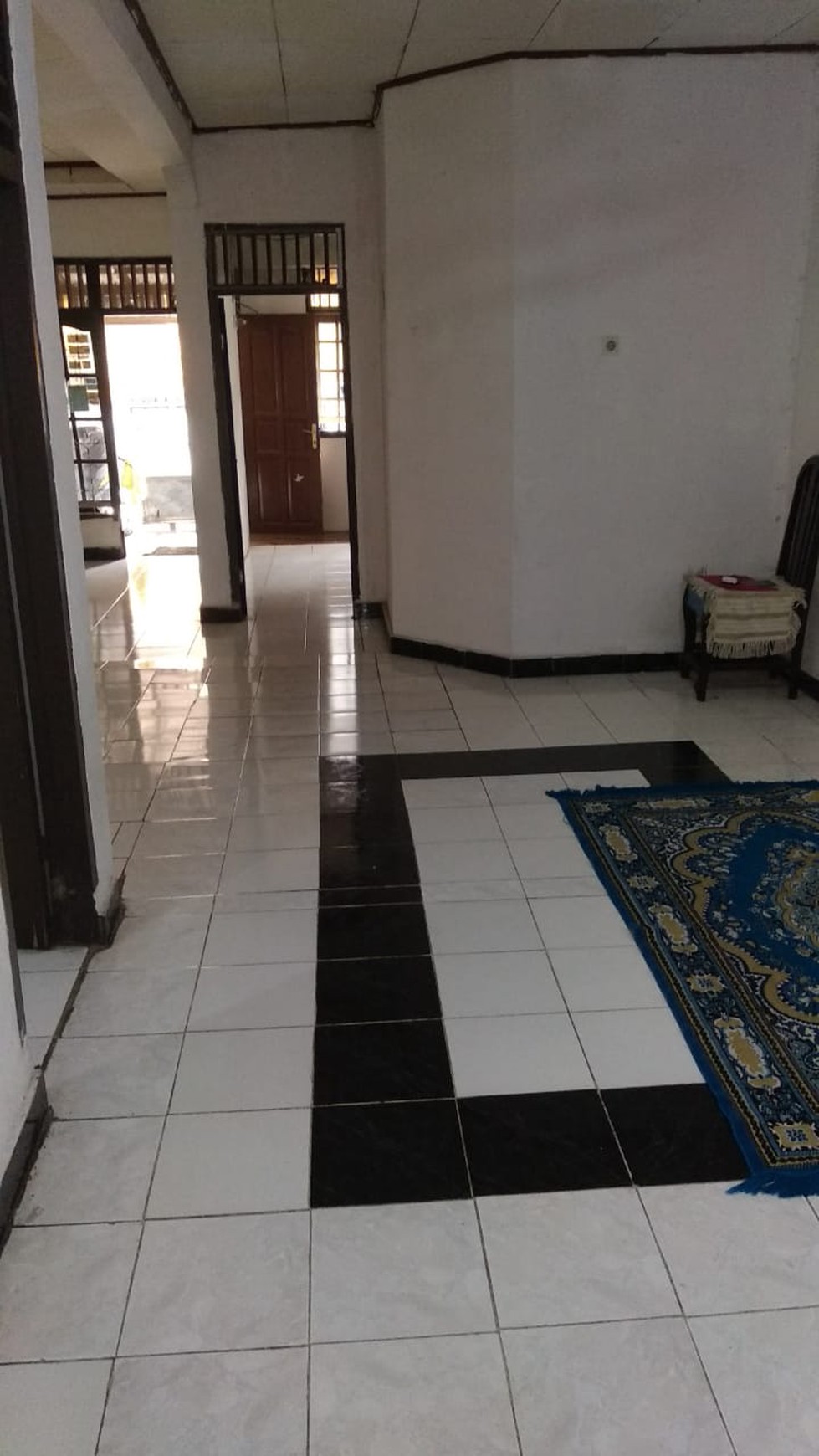 Rumah Dijual Jl Anggrek,  Bintaro, Pesanggrahan. Jaksel