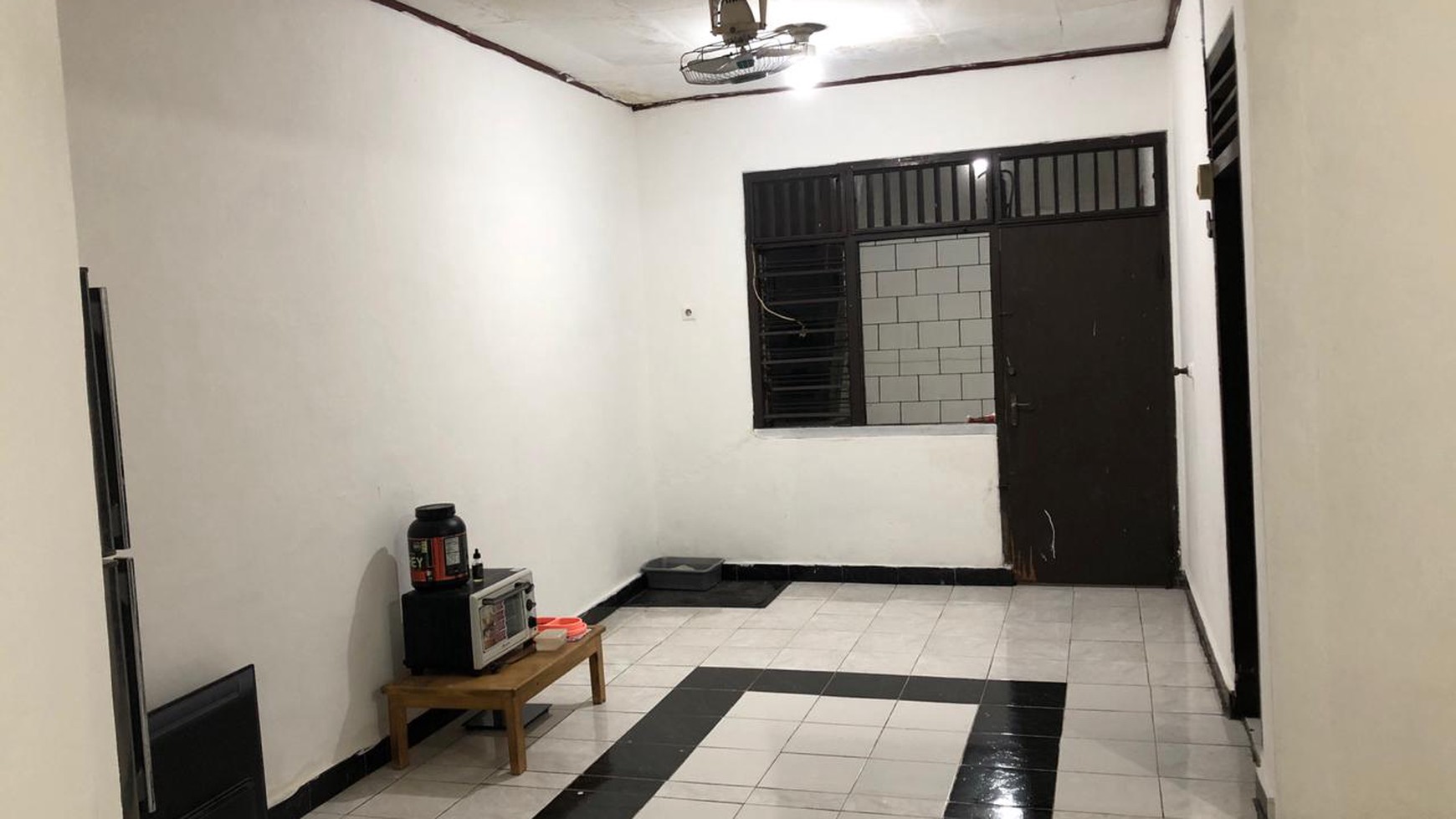 Rumah Dijual Jl Anggrek,  Bintaro, Pesanggrahan. Jaksel