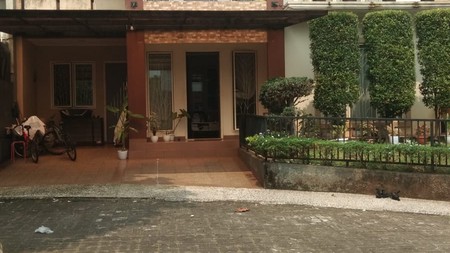 Rumah Minimalis,  jual  cepat, di dalam Cluster yg asri Puri Bintaro sektor 9