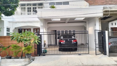 Rumah cantik minimalis, jln lebar di Bintaro Jaya sektor 5