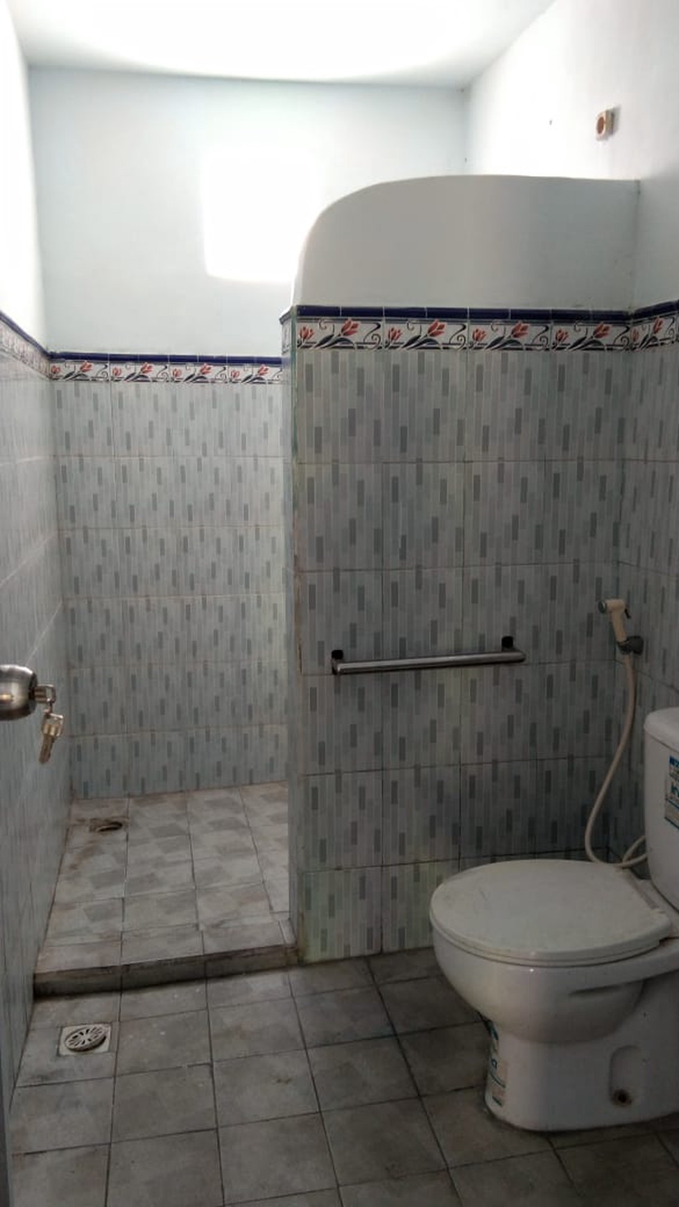 1474. Dijual Ruko Strategis di Jln. Raya Labruk, Lumajang