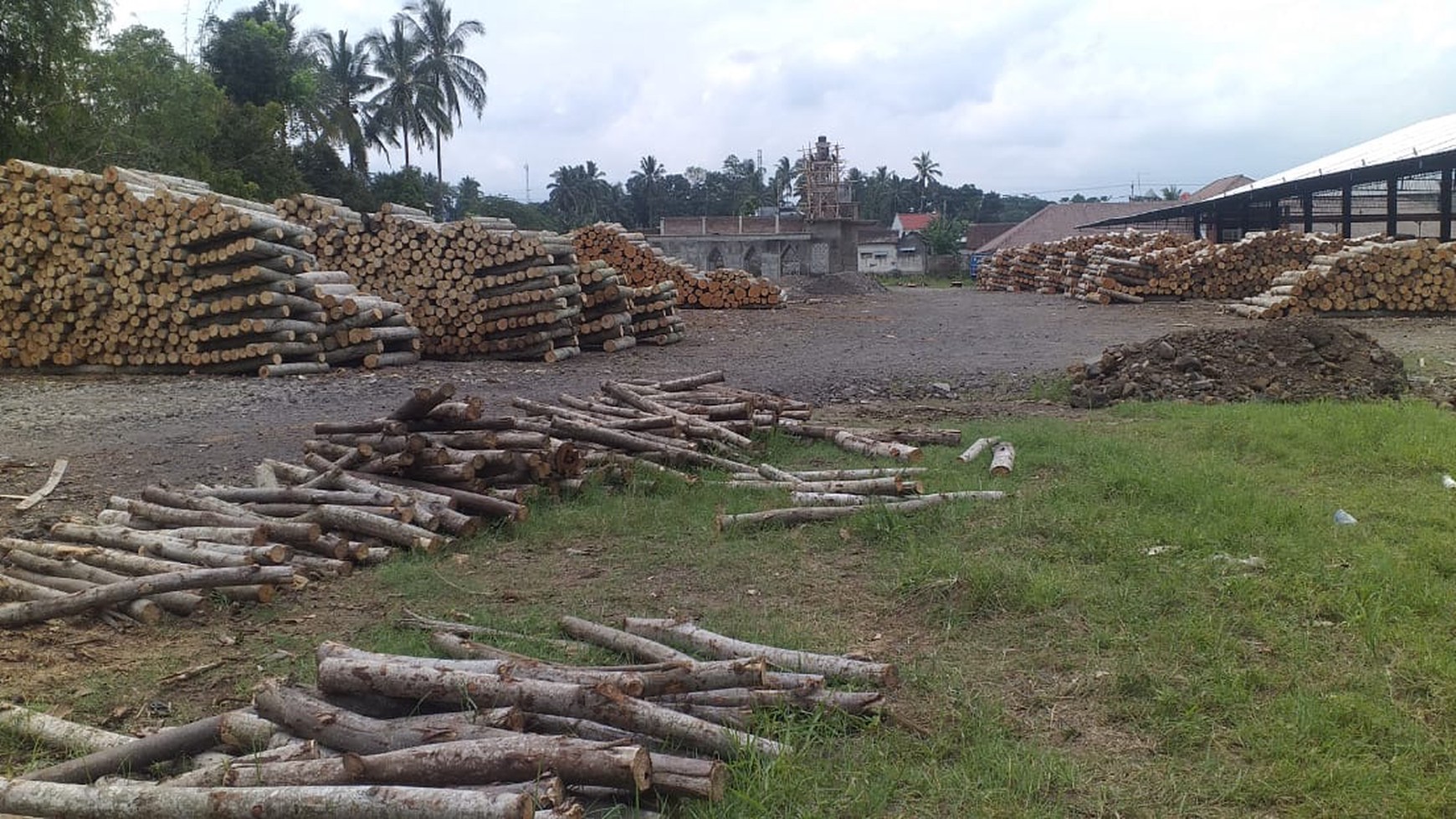 1489. Dijual Ex Pabrik Plywood, Glenmore, Banyuwangi