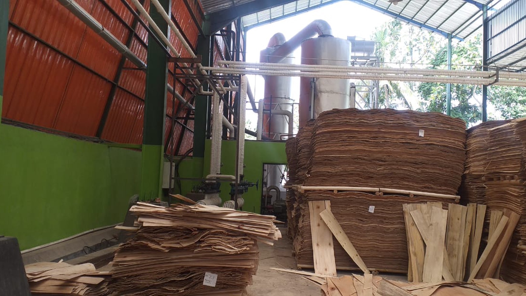 1489. Dijual Ex Pabrik Plywood, Glenmore, Banyuwangi