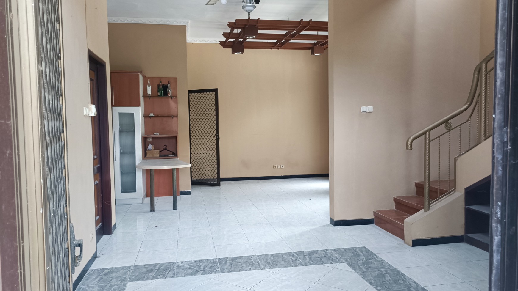 1494. Dijual Rumah Regency Kuda Dua Jagir