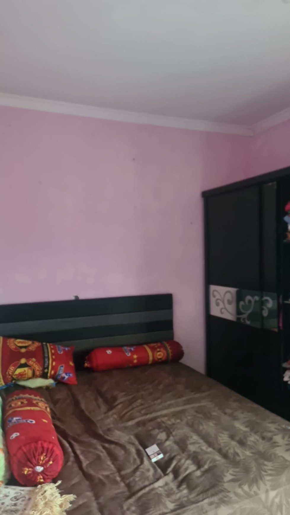 1503. Dijual Rumah Wisma Permai Tengah