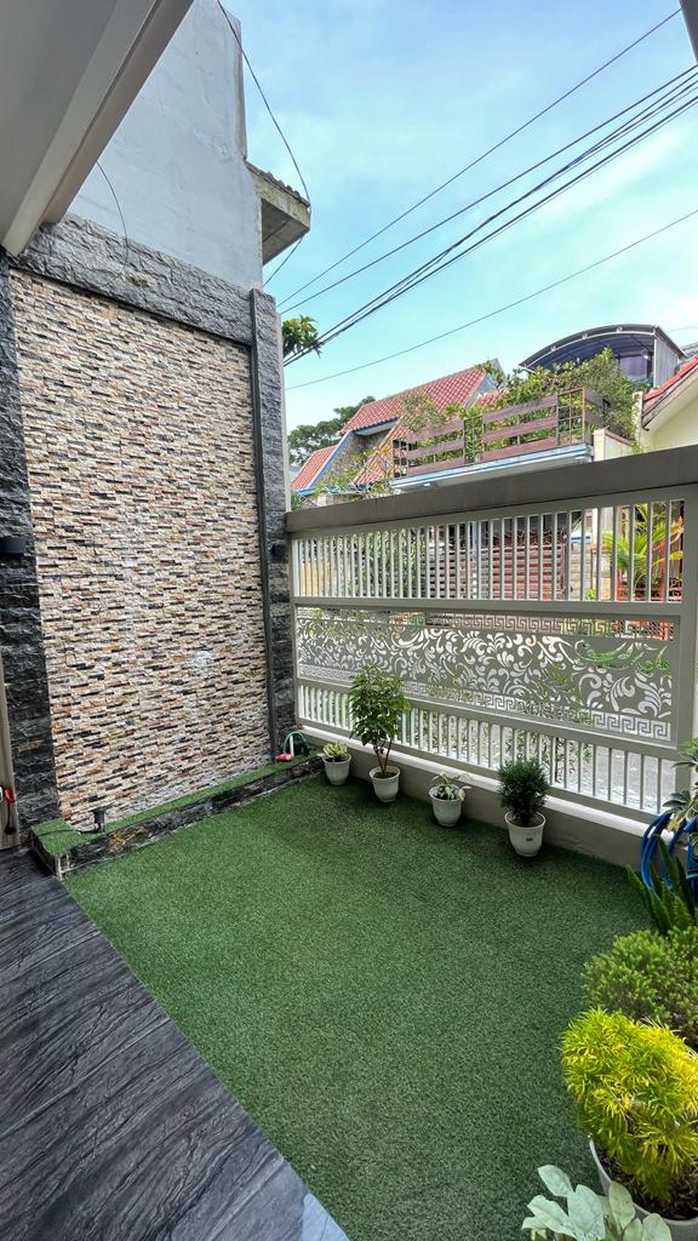 1507. Dijual Rumah Simpang Kalpataru , Malang