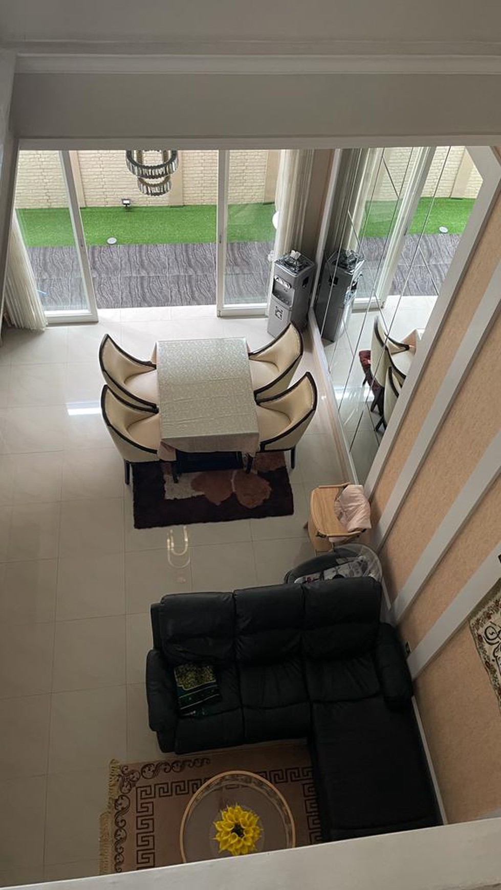 1507. Dijual Rumah Simpang Kalpataru , Malang