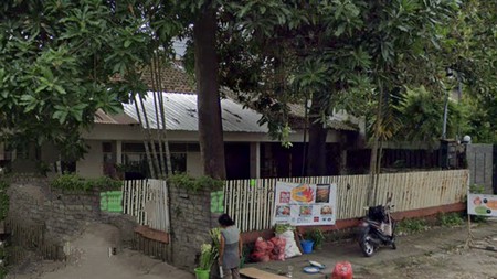 1471. Dijual Rumah itung tanah di Jalan Prapanca Surabaya