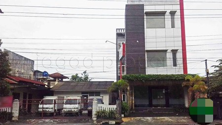 Dijual/Disewakan Ruko 3 Lantai Semi Furnish di Jalan Cokroaminoto Yogyakarta 