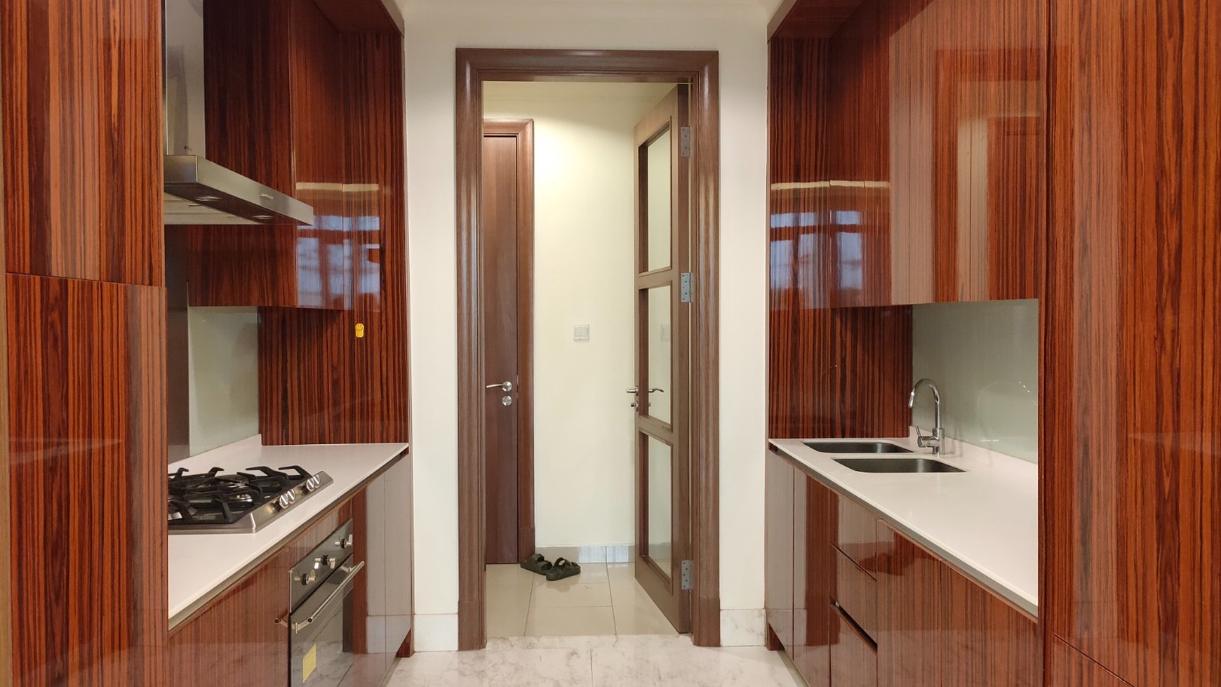 Dijual Unit Apartment Botanica 