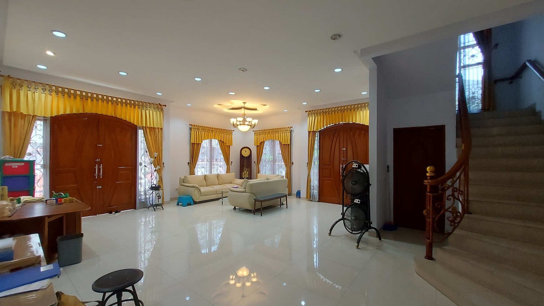 Rumah hoek timur selatan siap pakai dekat Jln. Biak, Cideng, Gambir