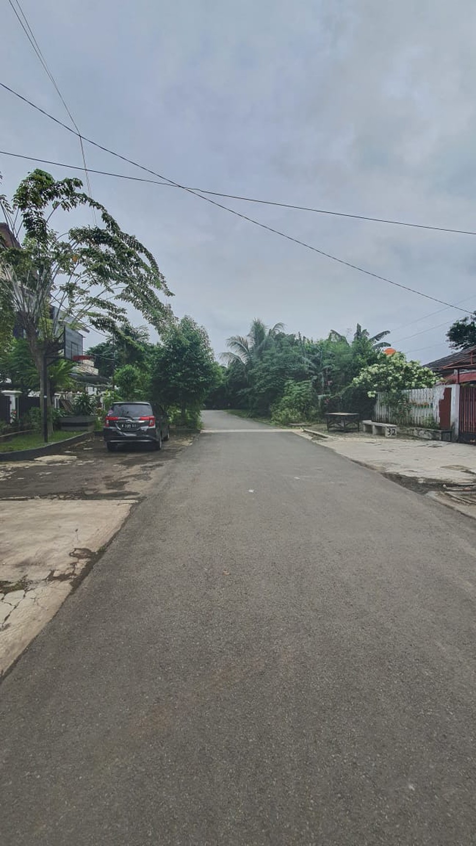 Rumah Pondok Bambu Asri Dalam Komplek