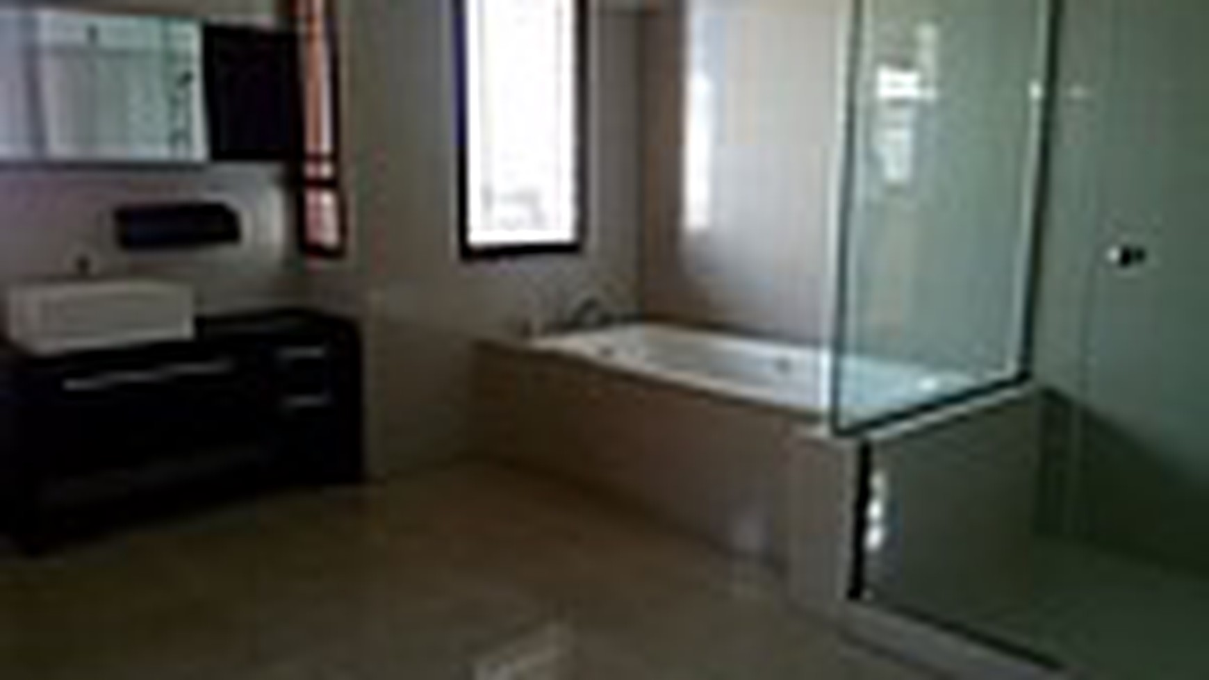 comfortable town house in Cipte area for expatriat and others "The price can be negotiable"