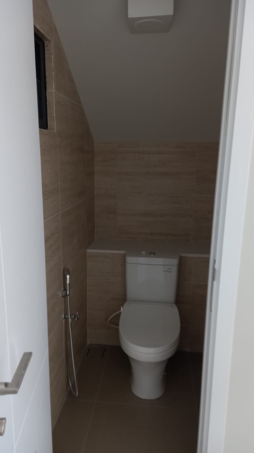 Rumah Bagus Fully Furnished Di Cluster Discovery Residence Bintaro Jaya