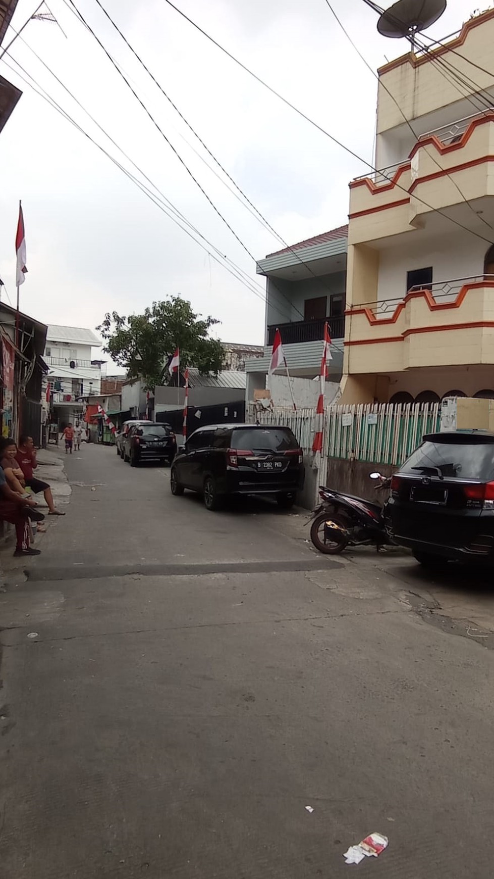 Rumah 1 lantai hitung tanah, Lokasi strtegis  di Gunung Sahari 