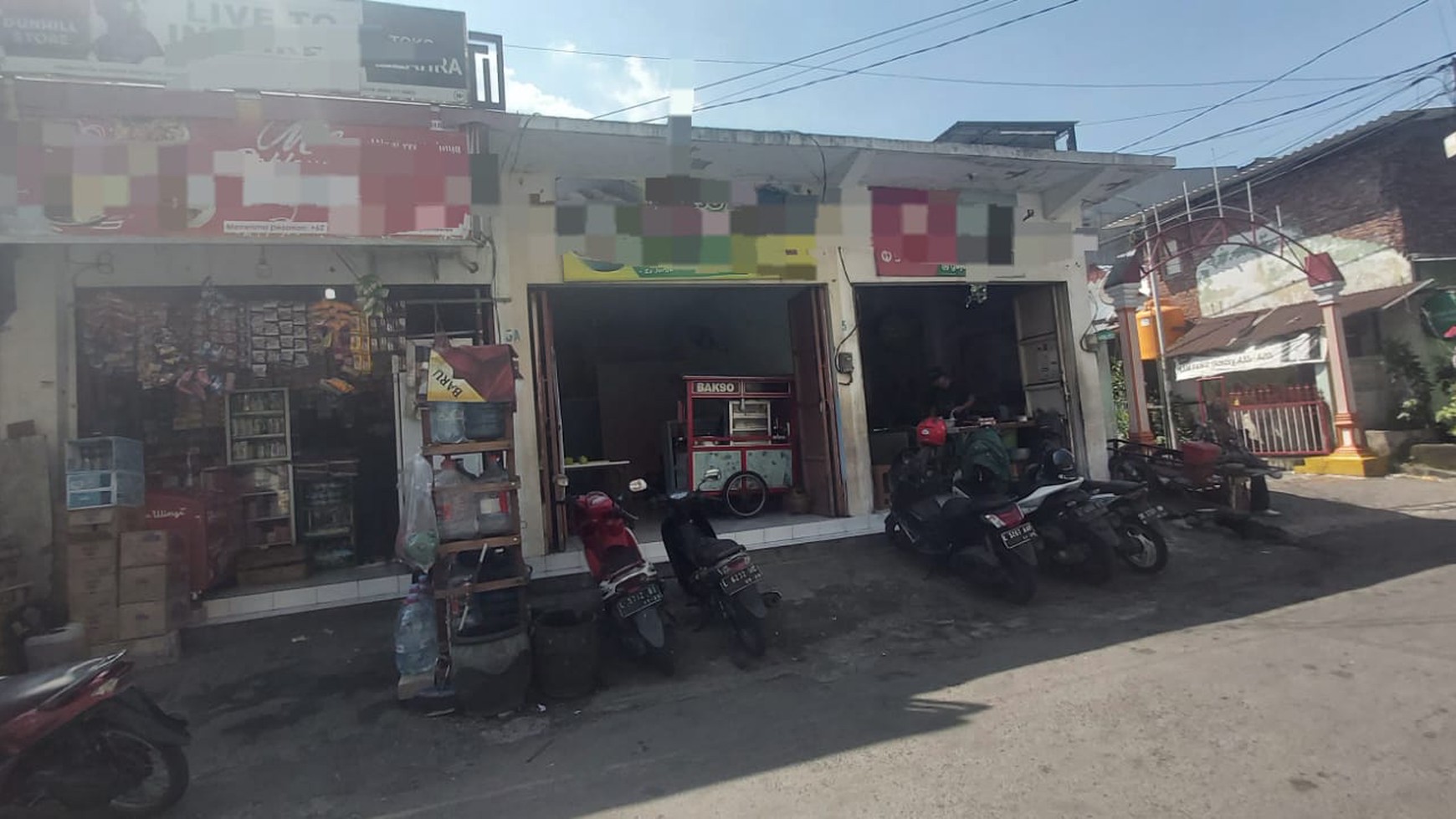 1469. Tempat Usaha Jl Gubeng Kertajaya V