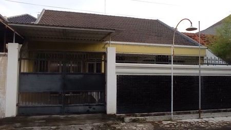 1463. Medokan Asri Utara, Rungkut