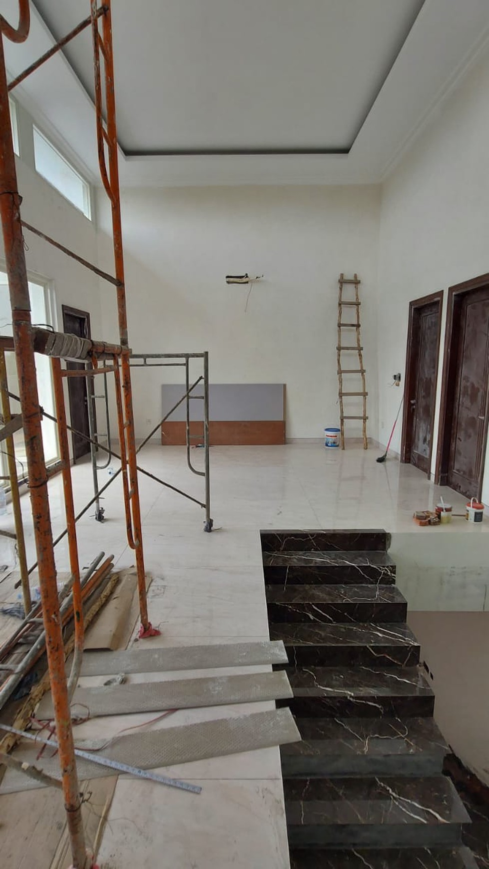 1447. SOUTH EMERALD MANSION Citraland Surabaya Barat