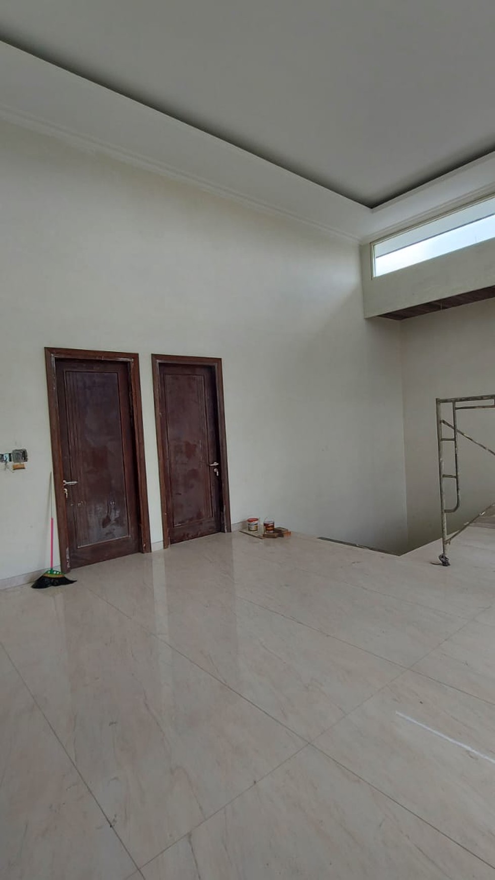 1447. SOUTH EMERALD MANSION Citraland Surabaya Barat