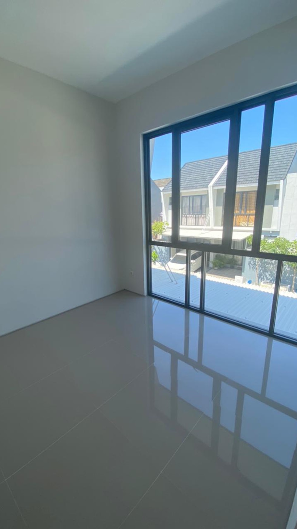 1446. Royal Residence cluster Serenade Surabaya Barat