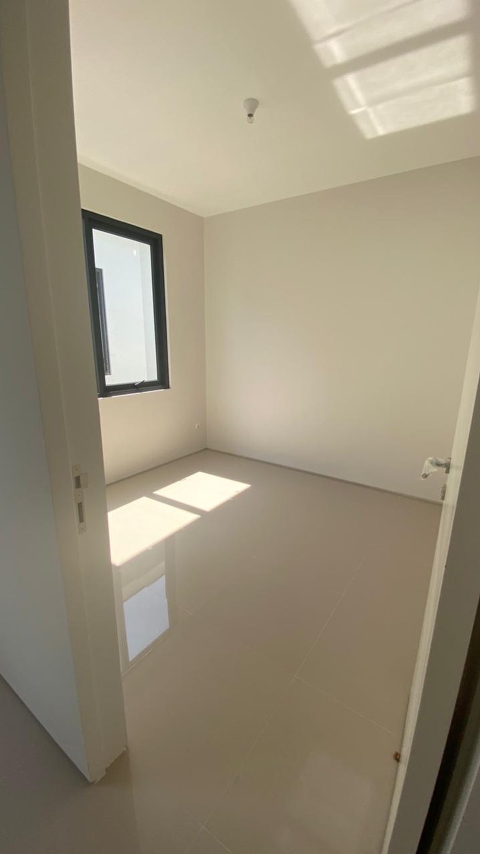 1446. Royal Residence cluster Serenade Surabaya Barat