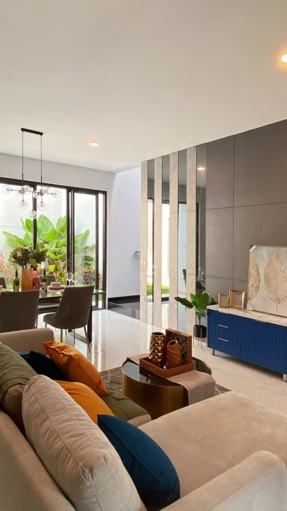 1441. RUMAH MODERN SCANDINAVIAN HOUSE