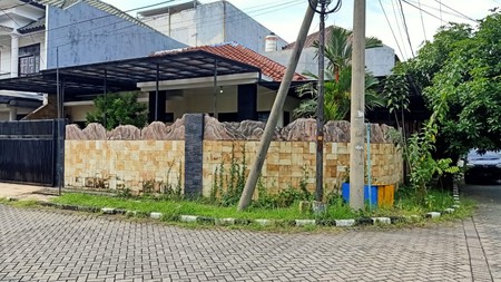 1405. Babatan Pratama, Wiyung Surabaya Barat 