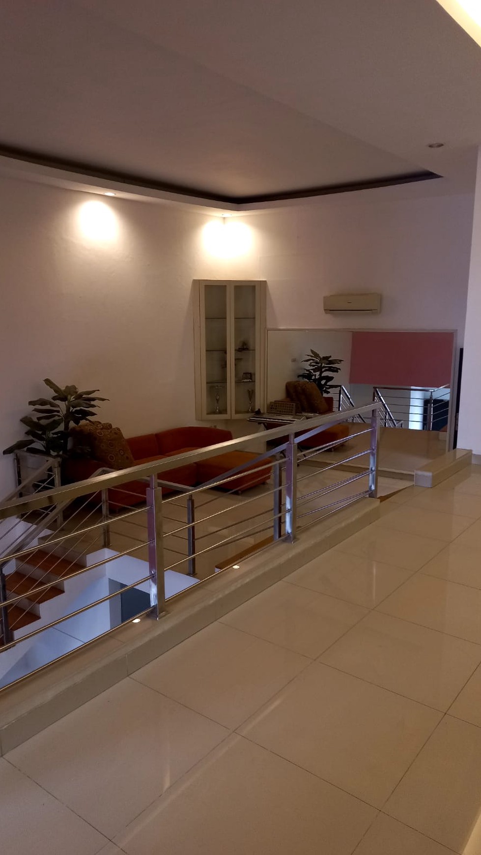 1427. Disewa Rumah Delta Tama , Delta Sari Baru