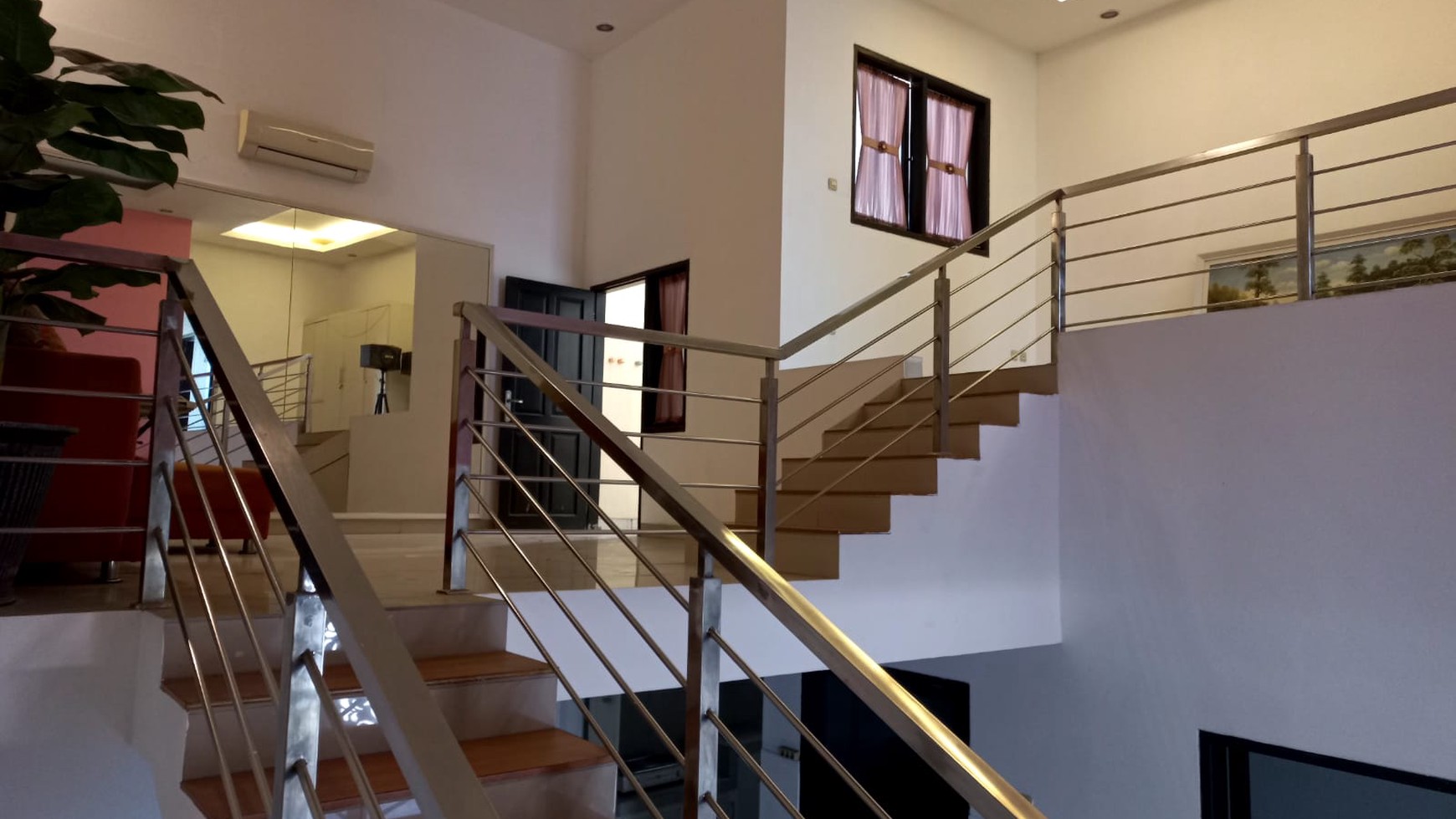 1427. Disewa Rumah Delta Tama , Delta Sari Baru