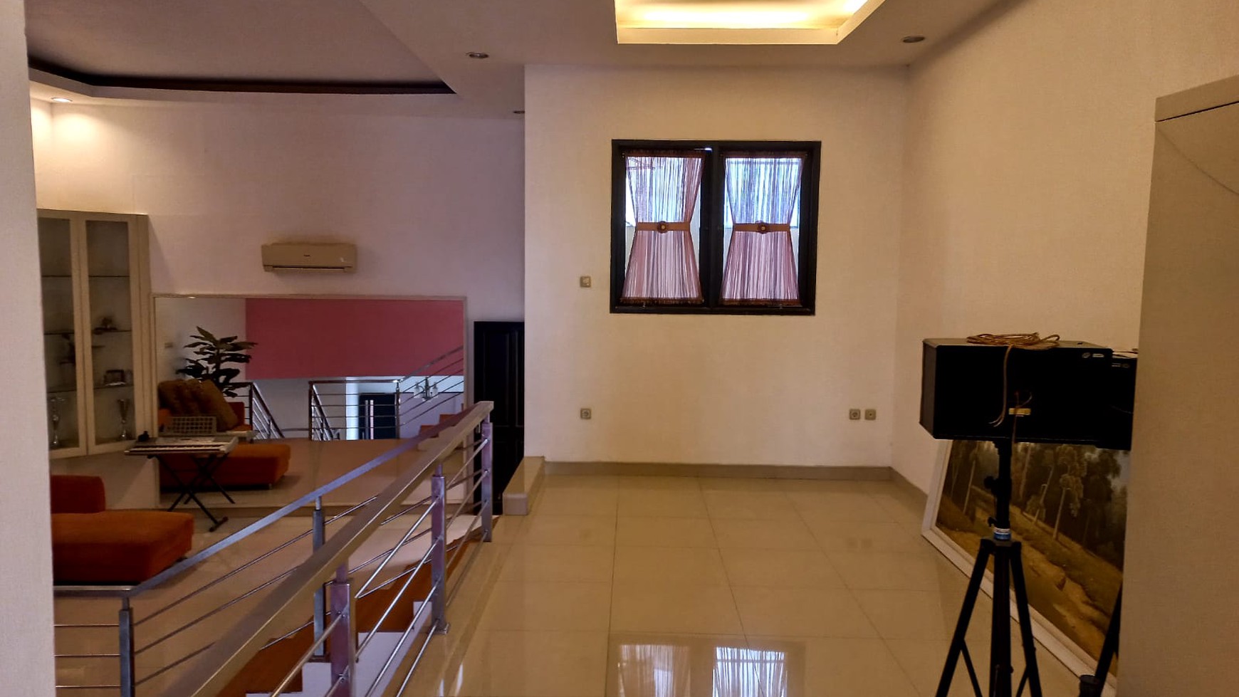 1427. Disewa Rumah Delta Tama , Delta Sari Baru