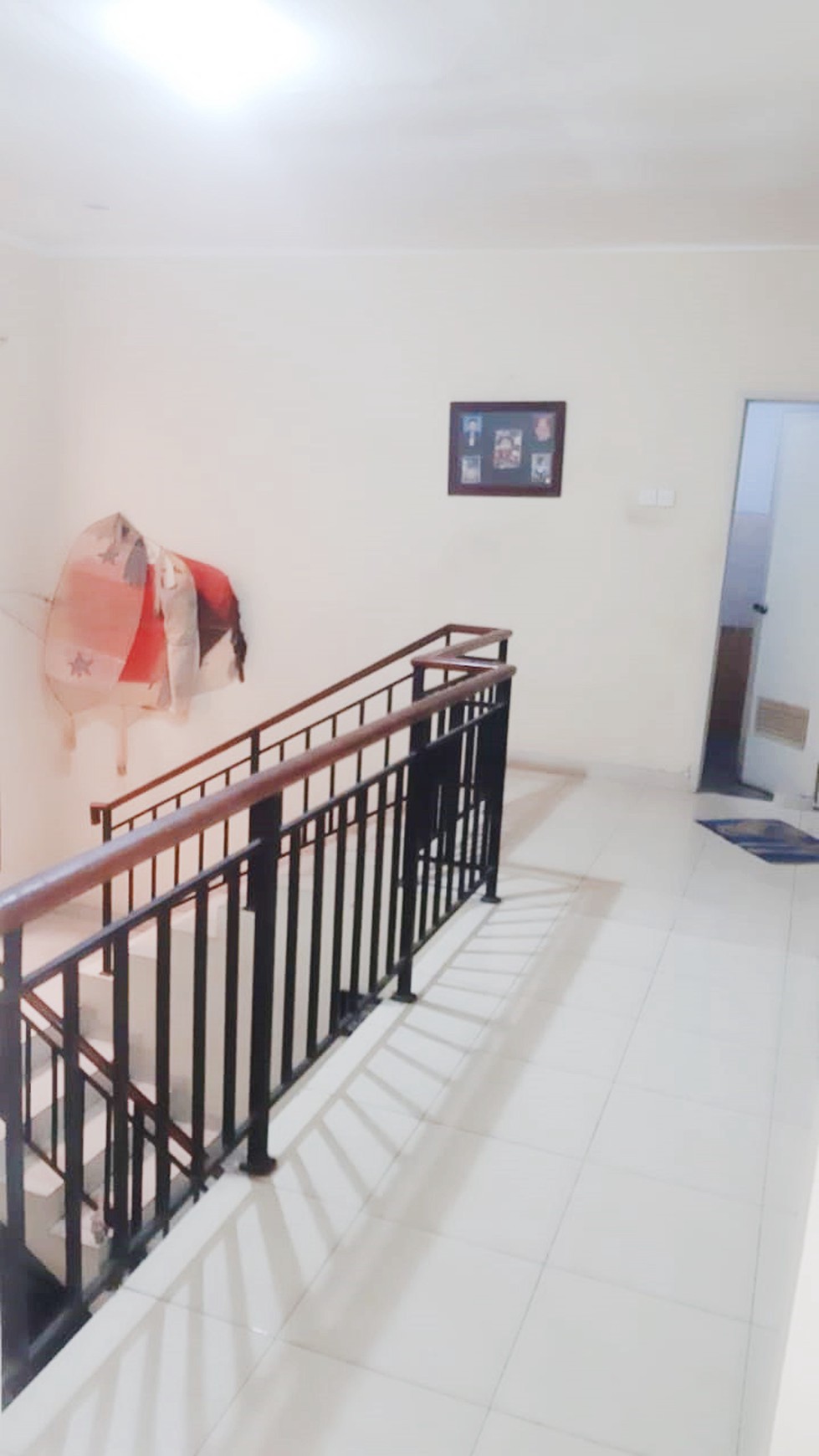 Rumah Bagus Siap Huni dan Asri di Cluster Valencia, Graha Raya, Bintaro Jaya