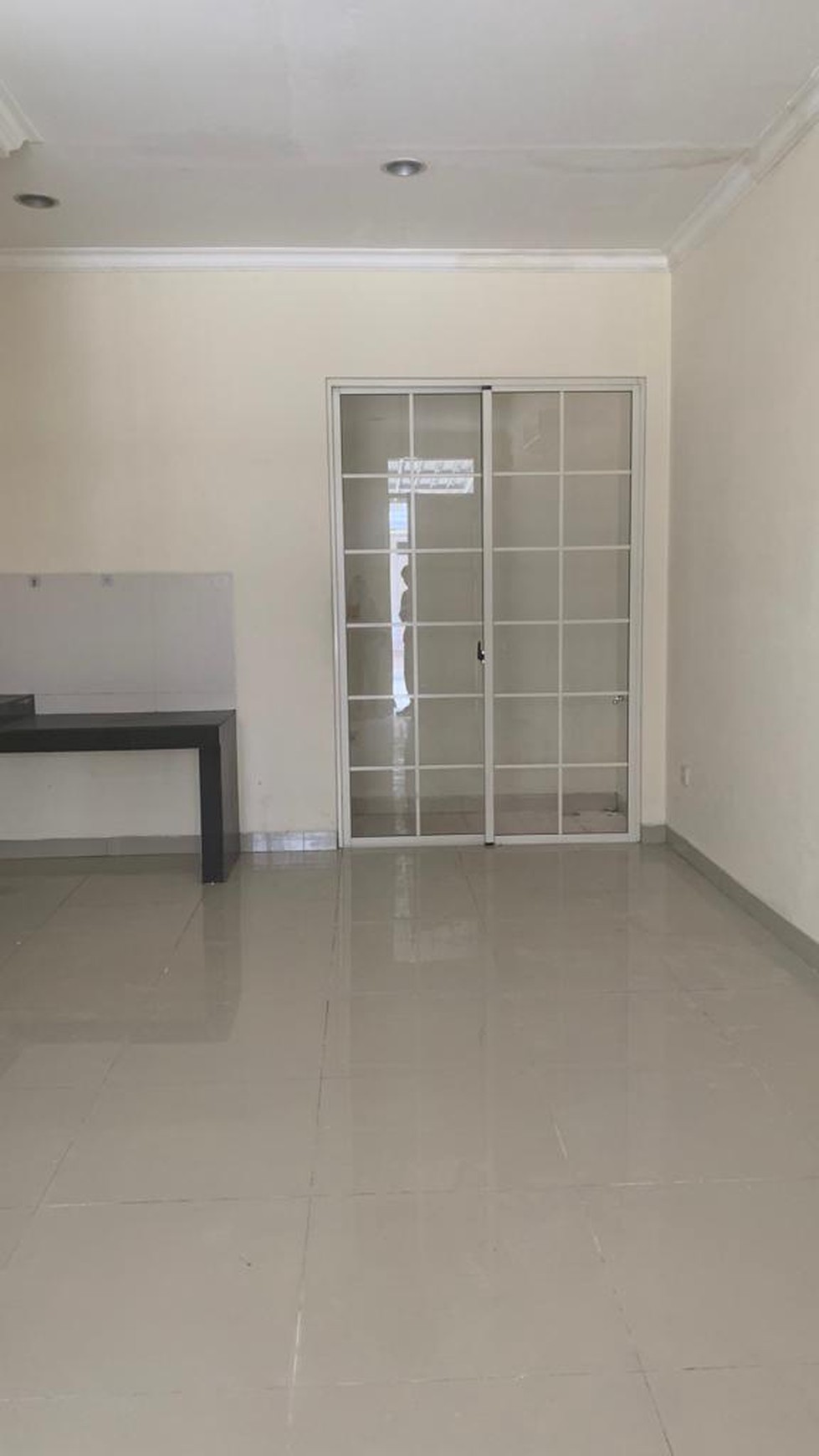 Rumah Asri Green Lake City, Cluster West Europe, 2 Kamar Tidur