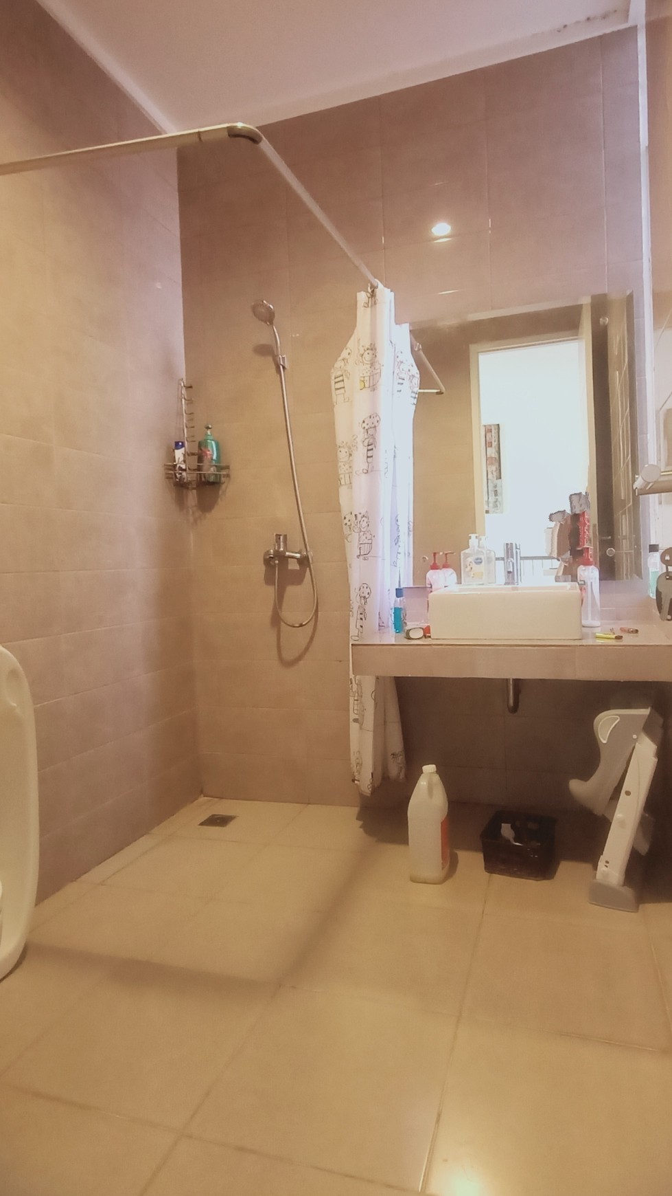 Rumah cantik siap huni di Bintaro 