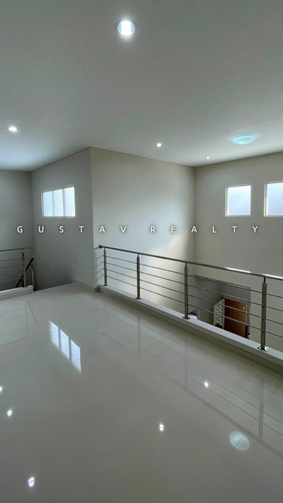 1434. DIJUAL RUMAH MULYOSARI SBY TIMUR