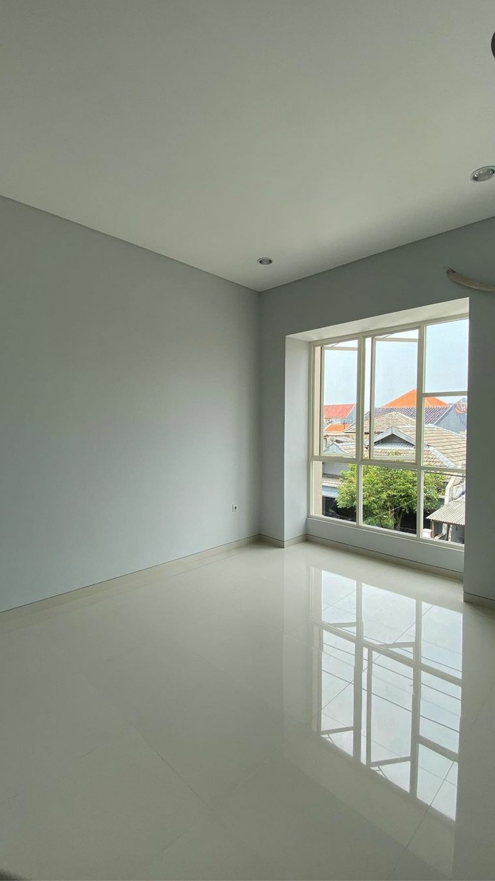 1434. DIJUAL RUMAH MULYOSARI SBY TIMUR