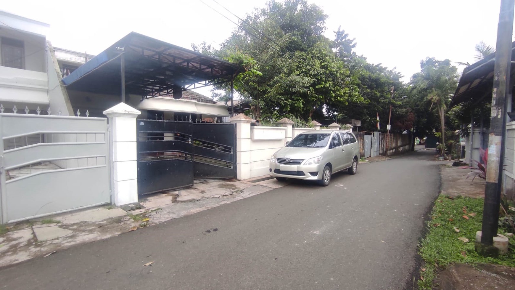 Rumah dijual dg harga tanah  Jakarta Selatan