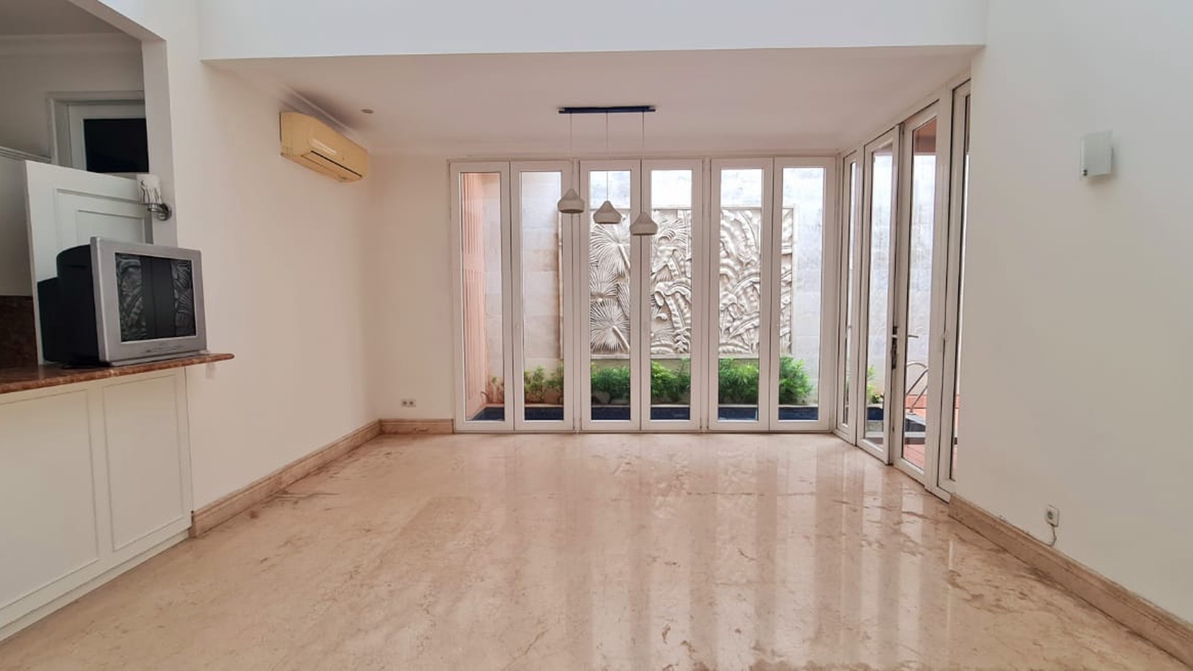 Rumah Bagus Siap Huni di Gedung Pinang Raya, Pondok Indah, Jakarta Selatan 