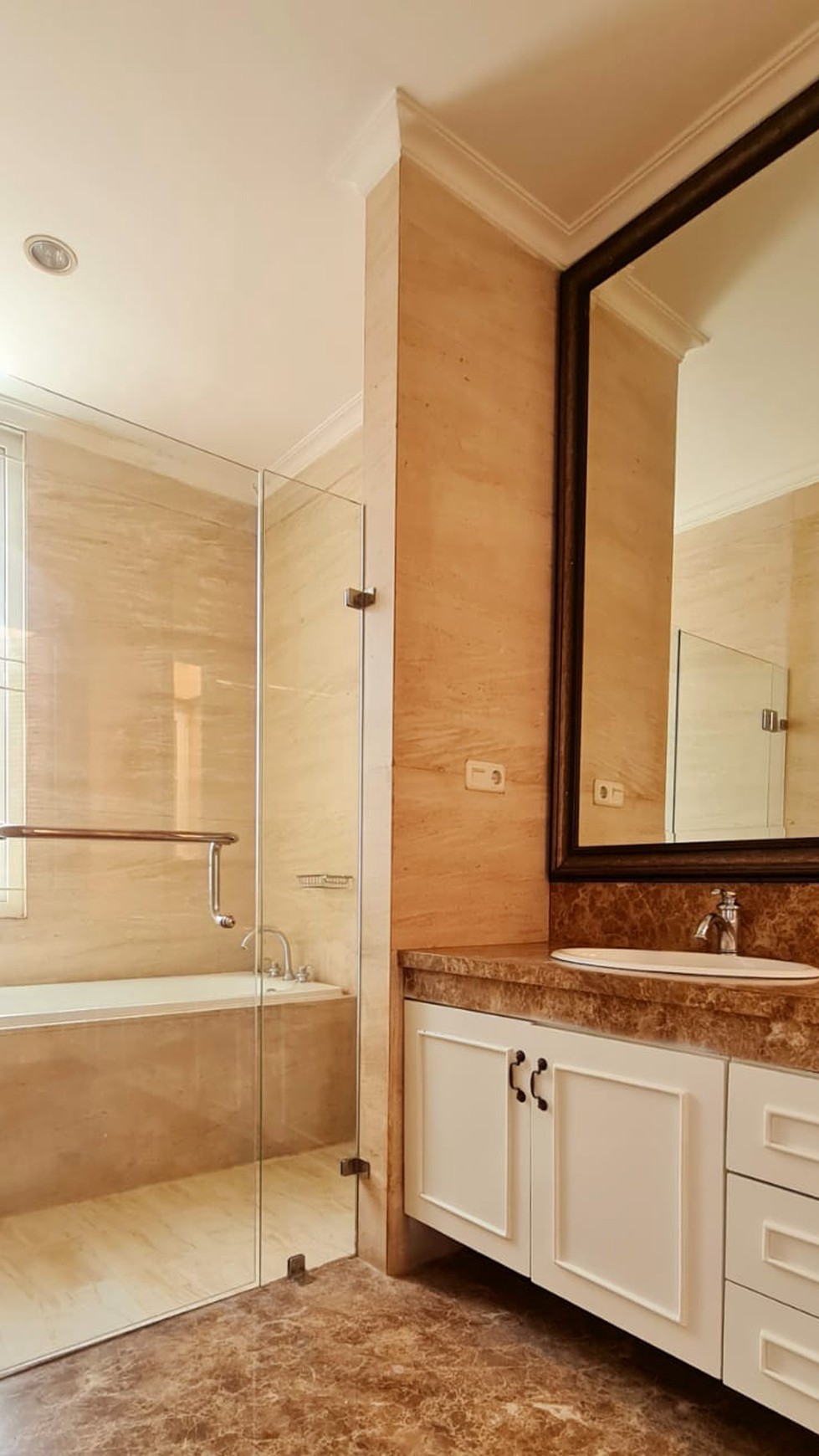 Rumah Bagus Siap Huni di Gedung Pinang Raya, Pondok Indah, Jakarta Selatan 