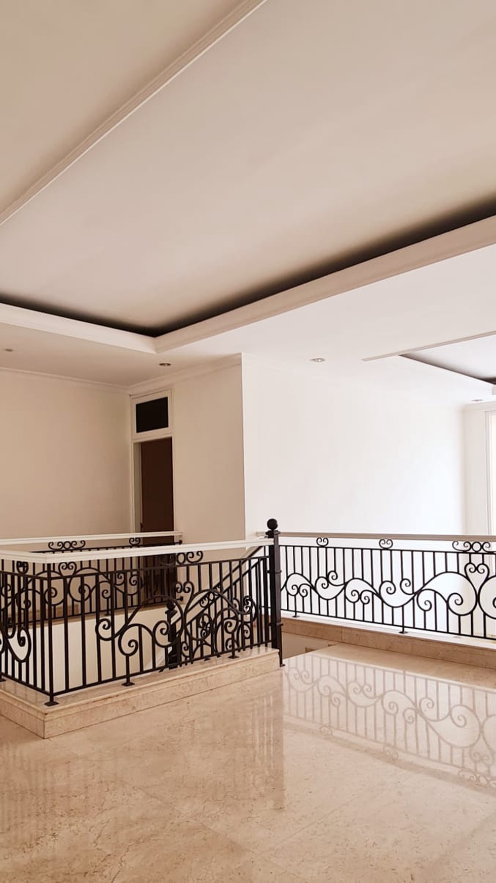 Rumah Bagus Siap Huni di Gedung Pinang Raya, Pondok Indah, Jakarta Selatan 