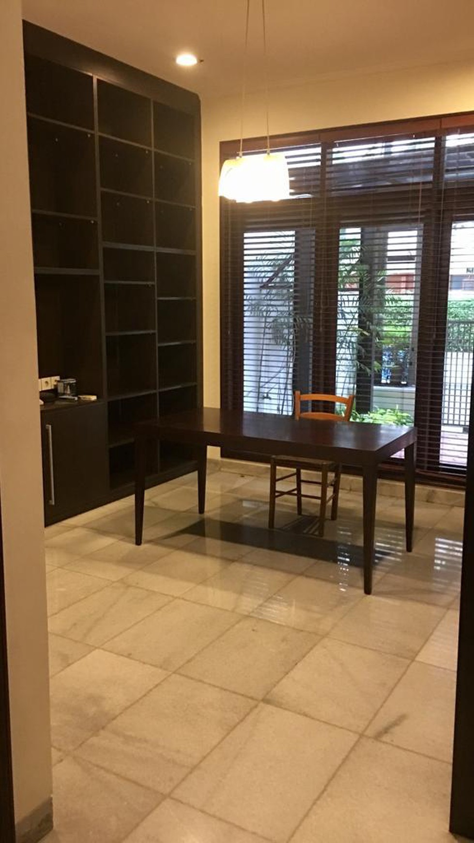 Rumah Bagus Siap Huni dan Asri di Jalan Anggur Barat, Cipete, Jakarta Selatan 